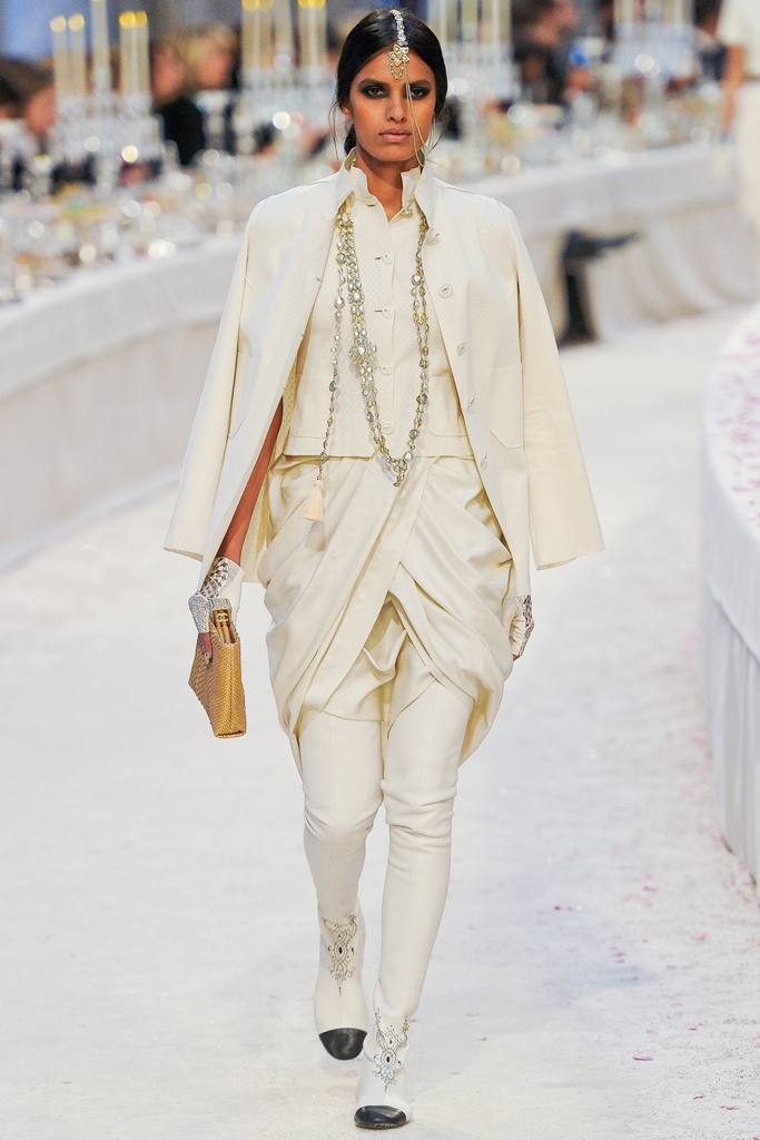Chanel 2012ϵиDƬ