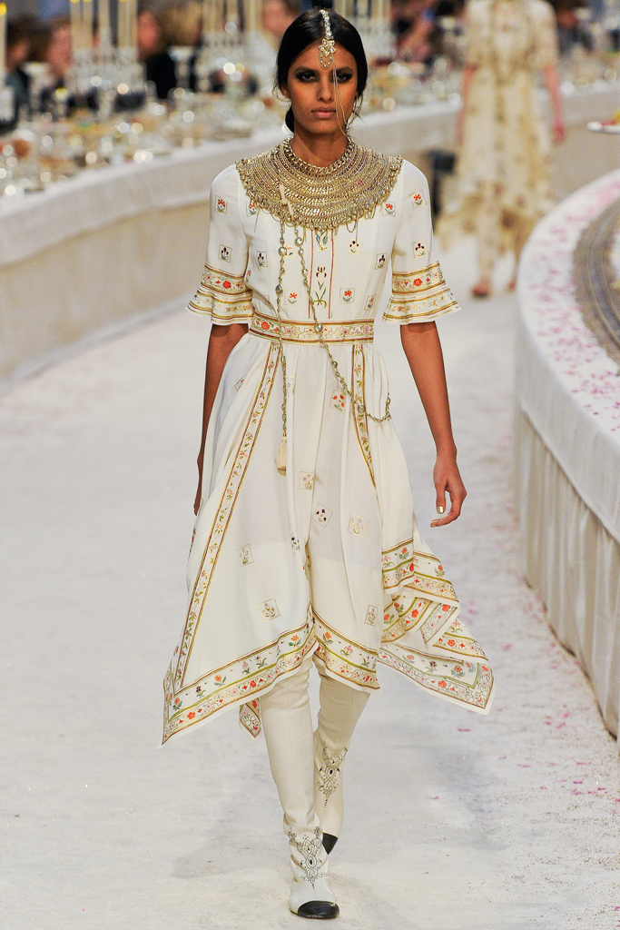 Chanel 2012ϵиDƬ