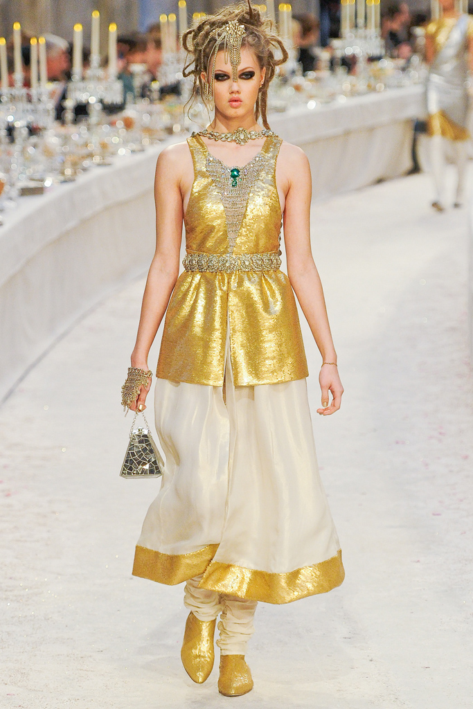Chanel 2012ϵиDƬ