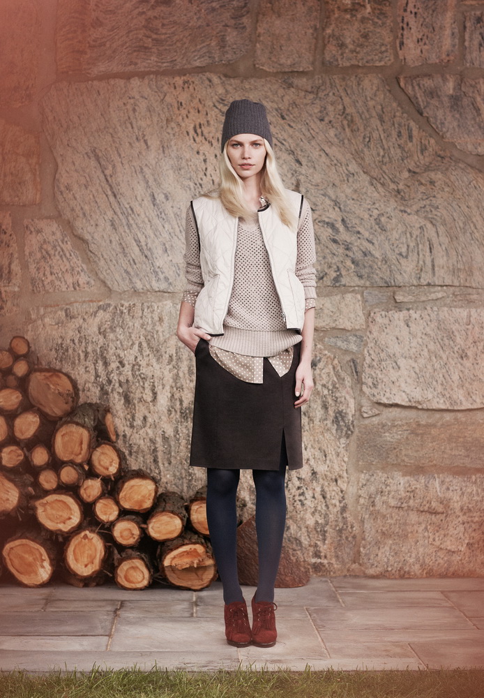CLUB MONACO 2012ŮbLookbookDƬ