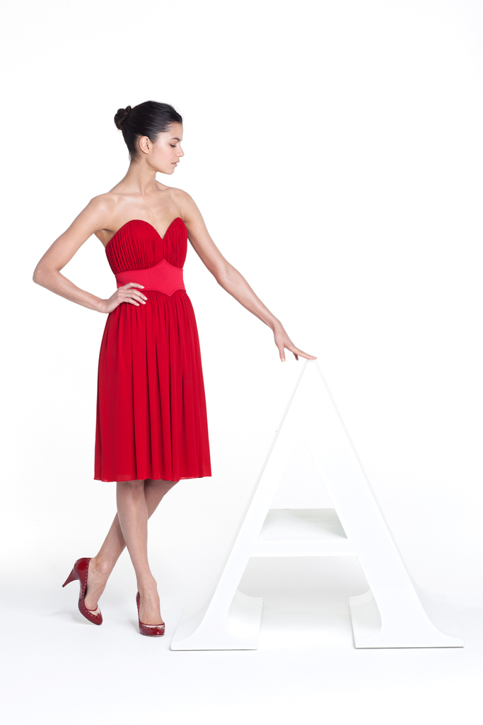 Azzaro 2012ϵиDƬ