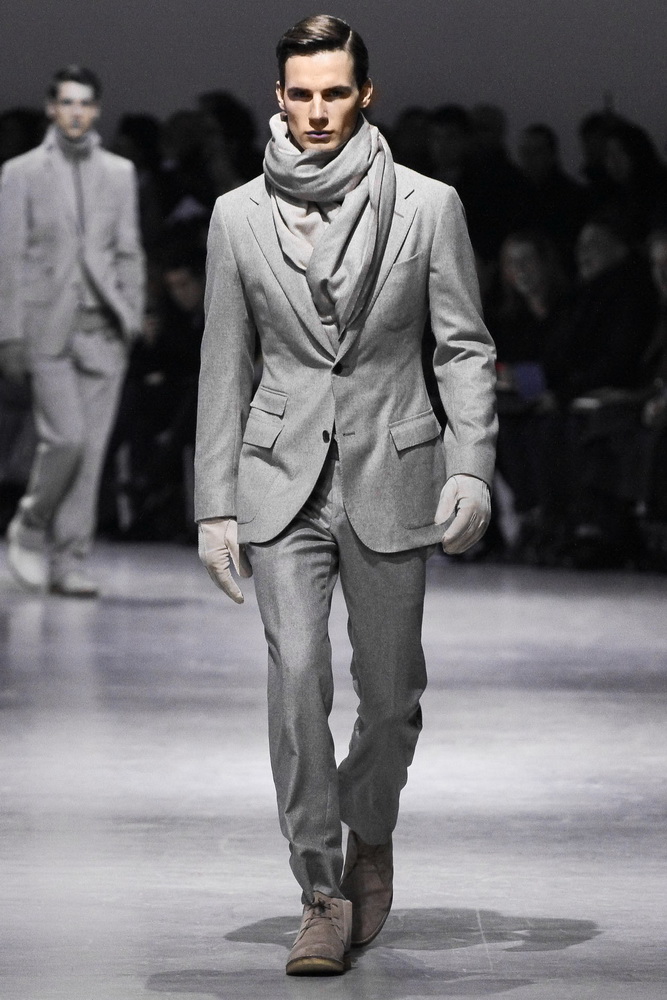 Corneliani 2012ﶬbDƬ
