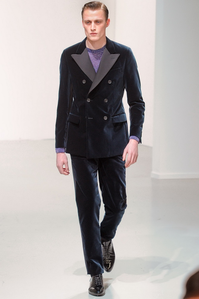 Dirk Bikkembergs 2012ﶬbDƬ