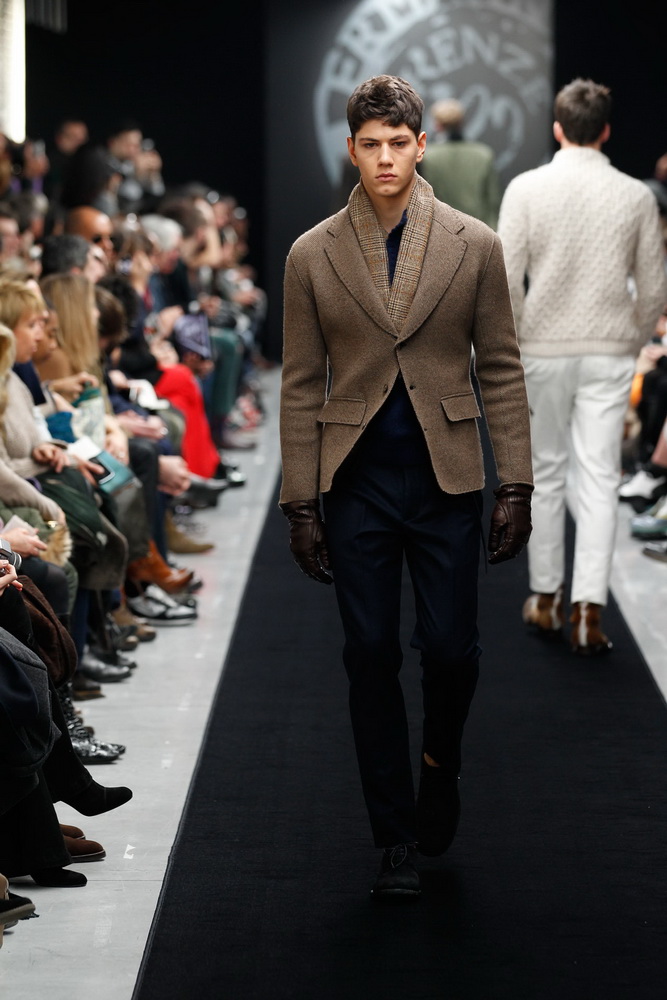 Ermanno Scervino 2012ﶬbDƬ