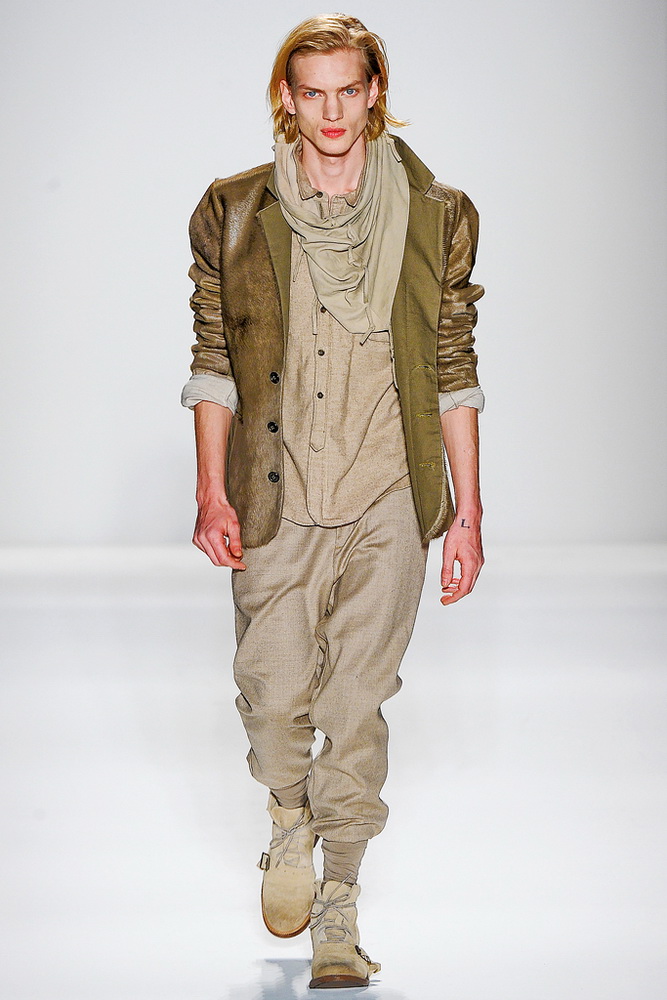 Nicholas K 2012ﶬbDƬ