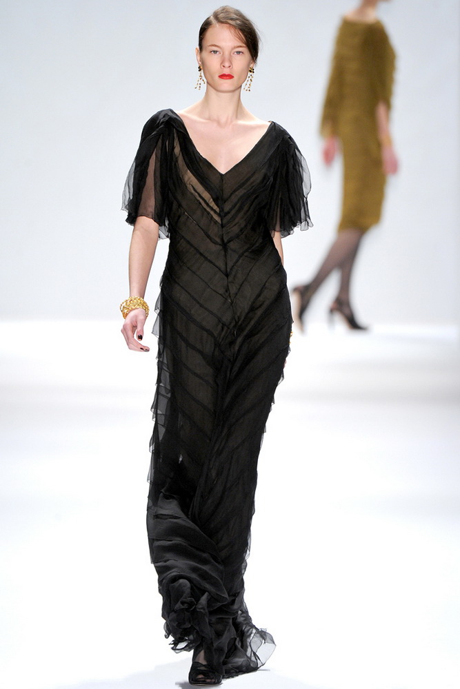 Tadashi Shoji 2012ﶬ¸DƬ