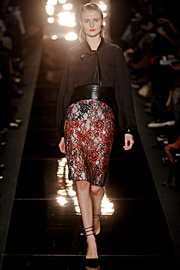 Monique Lhuillier 2012ﶬ¸DƬ
