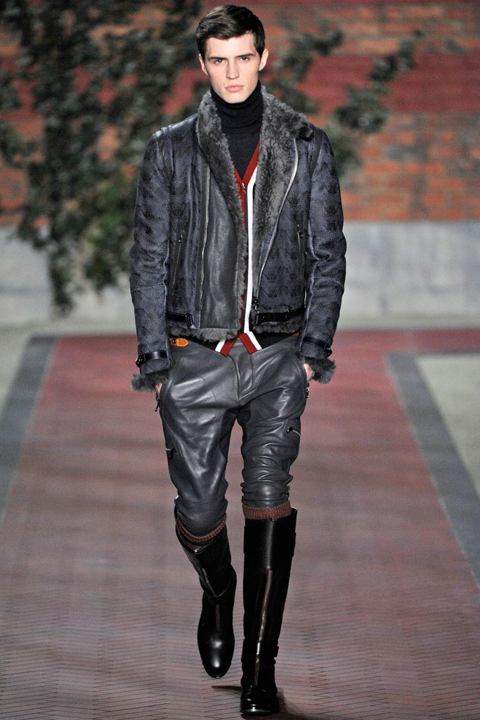 Tommy Hilfiger 2012ﶬbDƬ