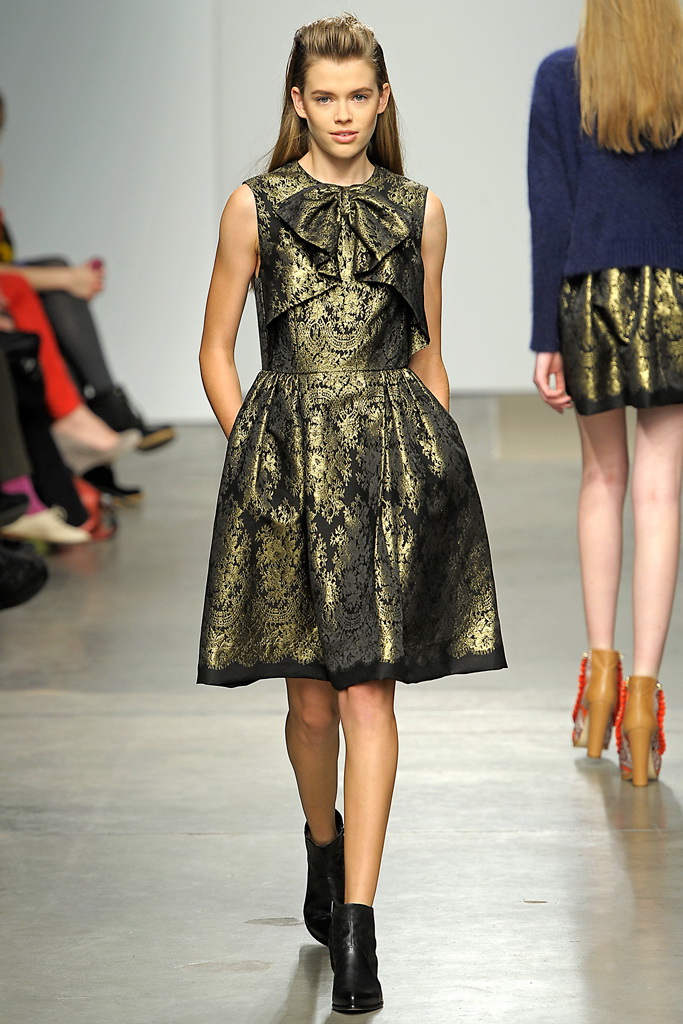 Karen Walker 2012ﶬ¸DƬ