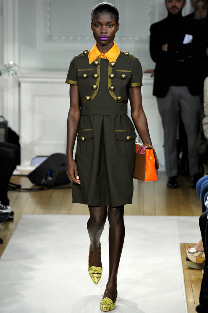 Moschino Cheap And Chic 2012ﶬ¸DƬ