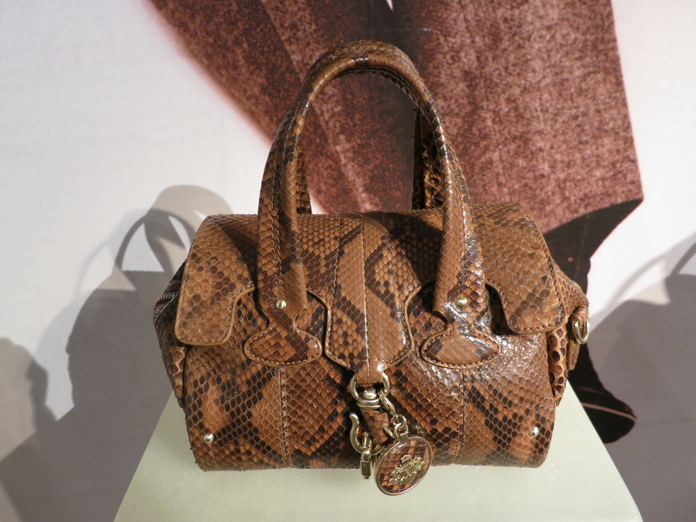 Bally ReseeDƬ