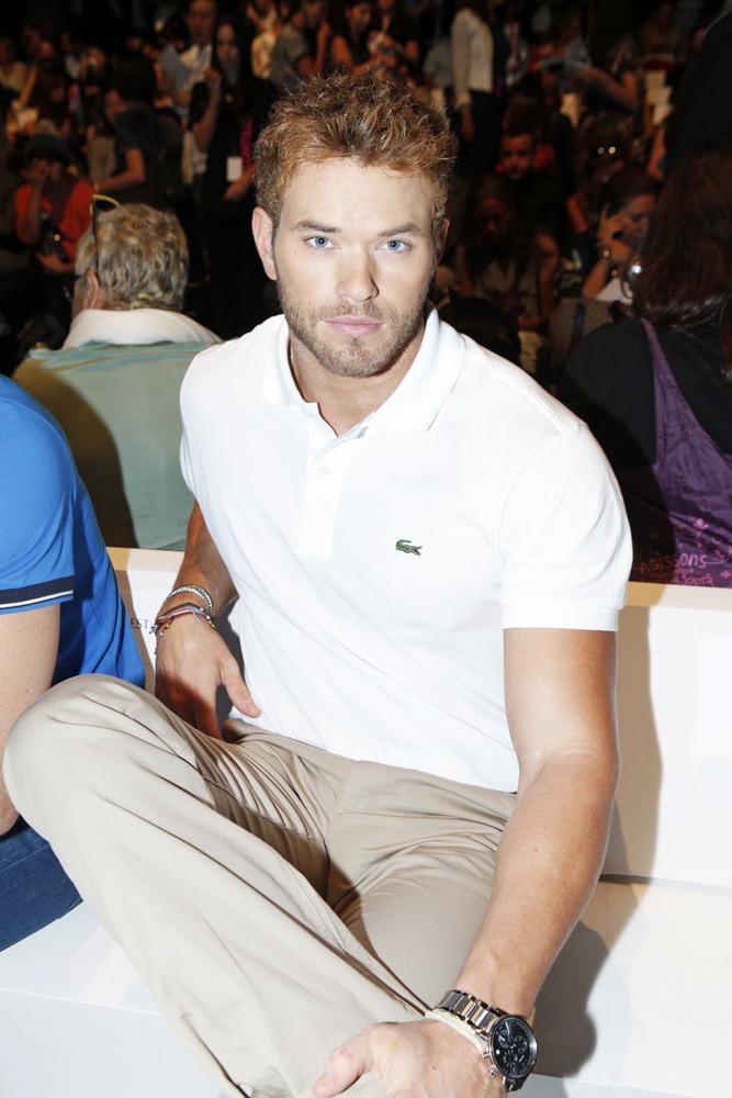 LACOSTE SS12 _DƬ