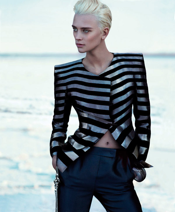 Giorgio Armani 2012ŮbV DƬ