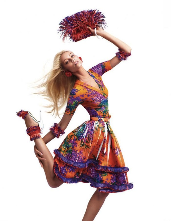Blumarine 2012ŮbϵЏV DƬ
