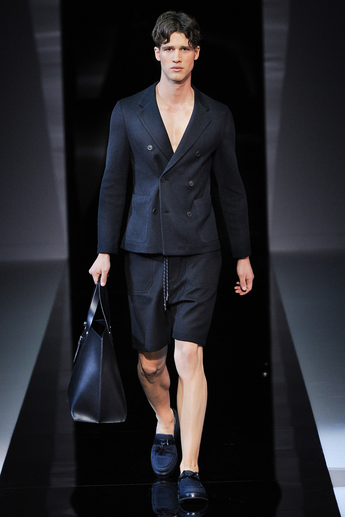 Emporio Armani 13bDƬ