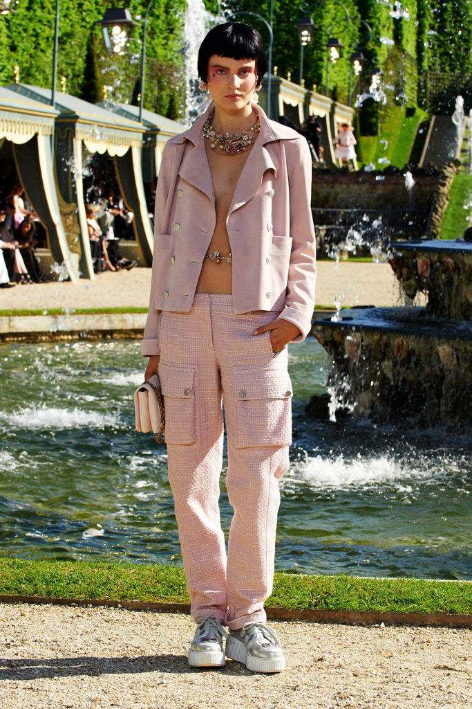 Chanel 13紺DƬ