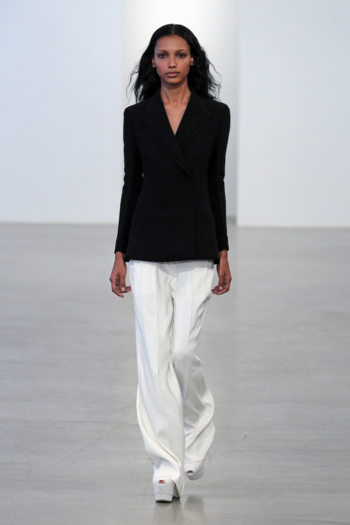 Calvin Klein 13紺DƬ