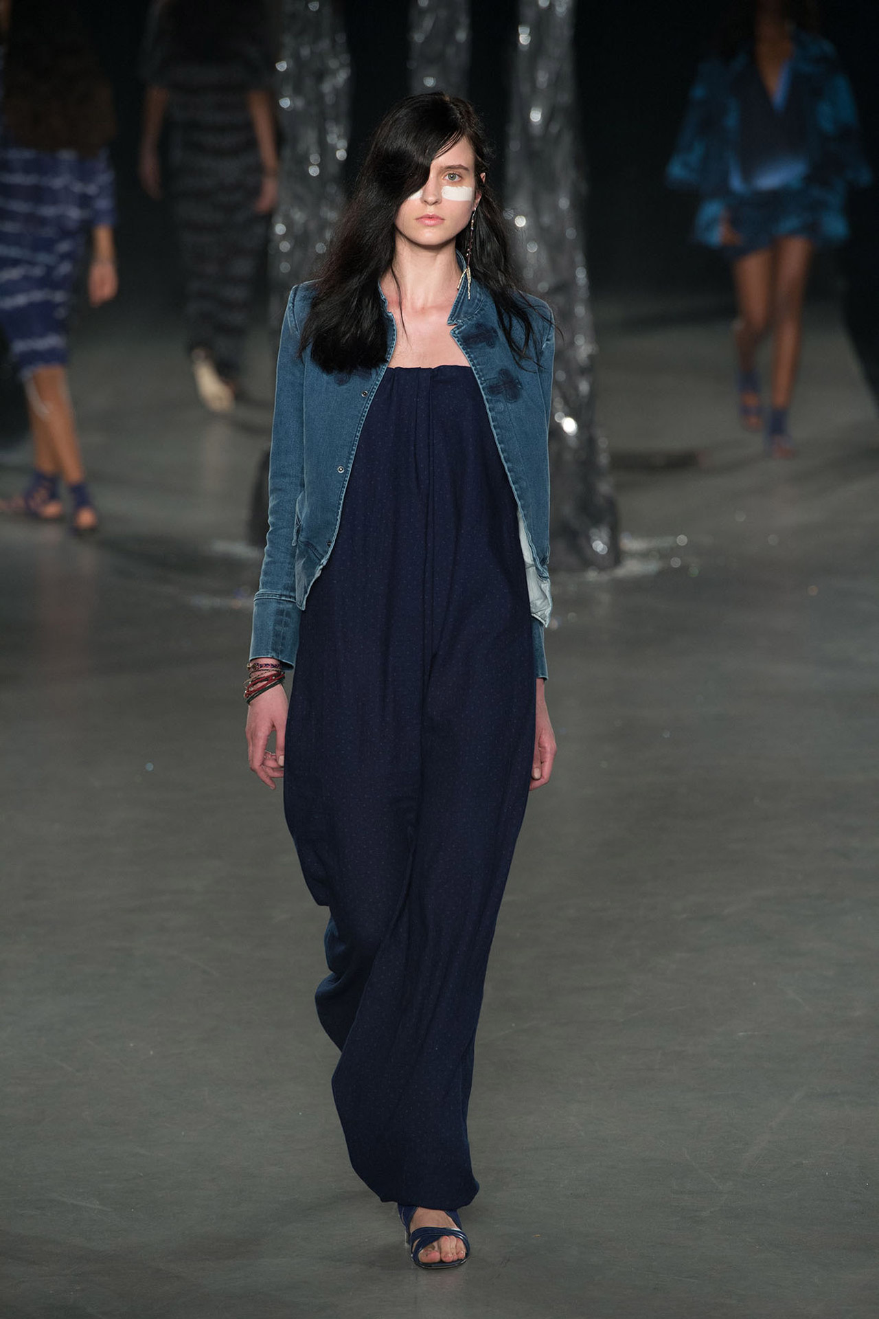 Boy and Girl by Band of Outsiders 2013(chng)DƬ