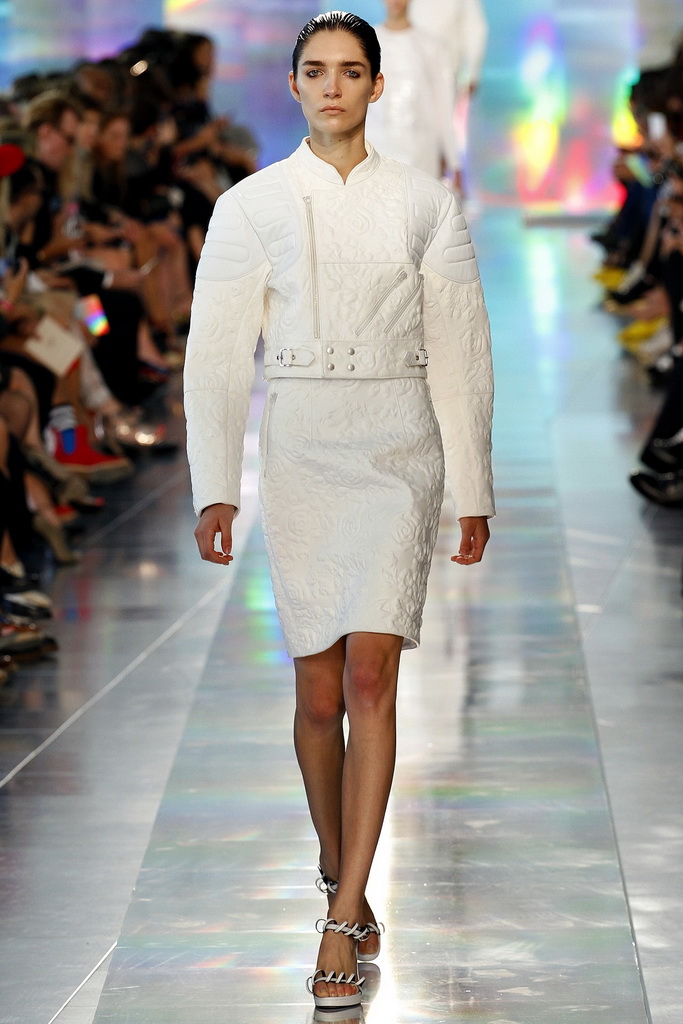 Christopher Kane 2013(chng)DƬ