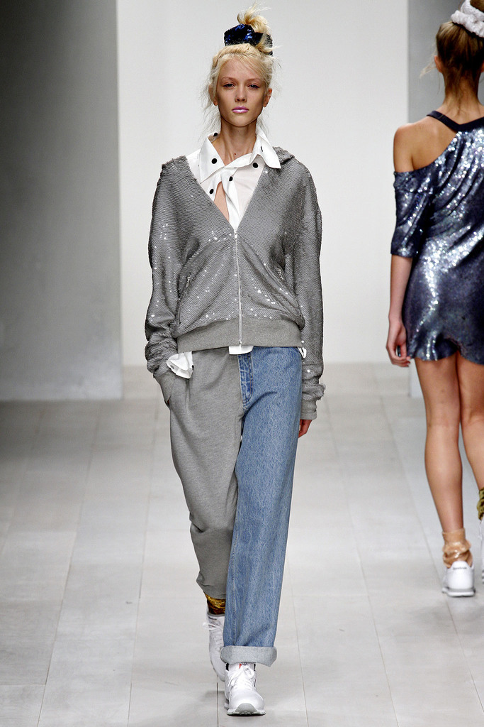 Ashish 2013DƬ