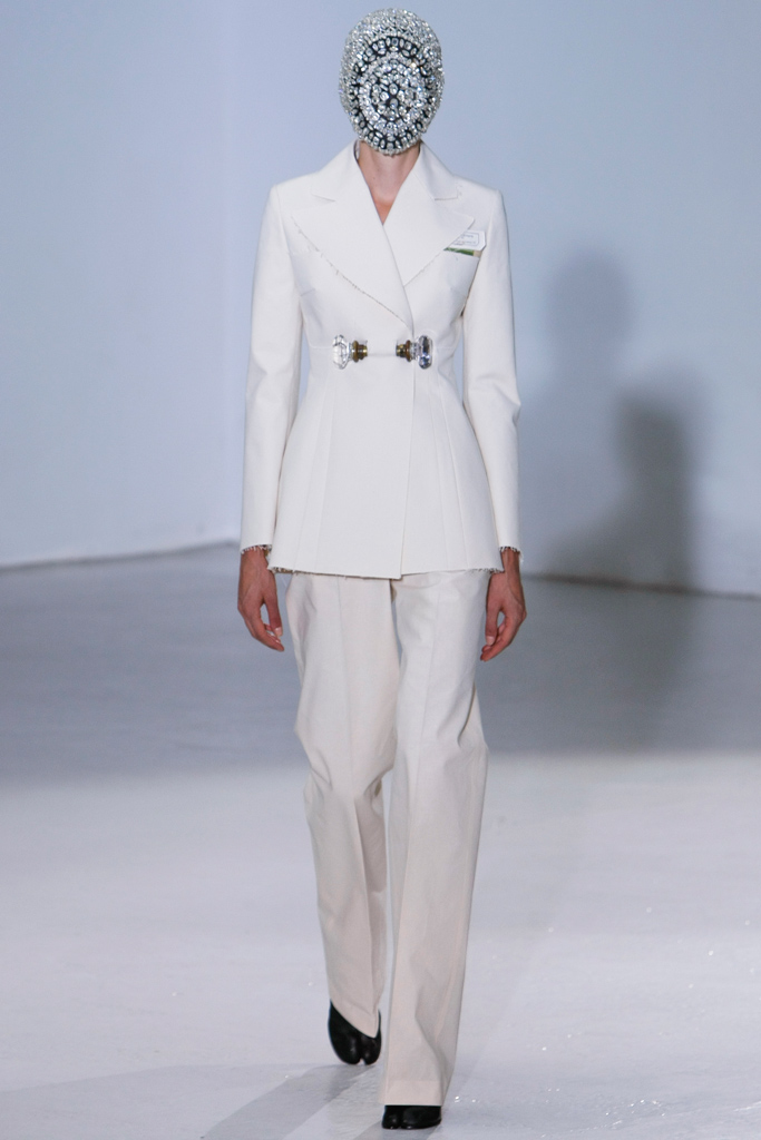Maison Martin Margiela 2012ﶬ߼(j)(chng)DDƬ