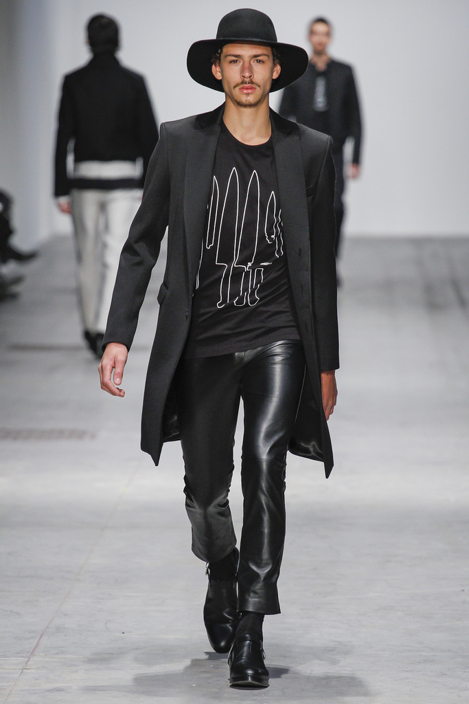 Costume National 2013ﶬbDDƬ
