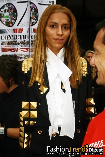 GIVENCHY 08