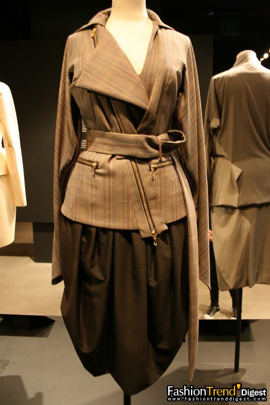 Vivienne Westwood世界巡回時(shí)裝展香港站 