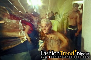 FTD-foto̽IJohn Galliano_ʿ