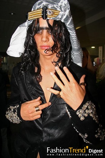 FTD-foto̽IJohn Galliano_ʿ