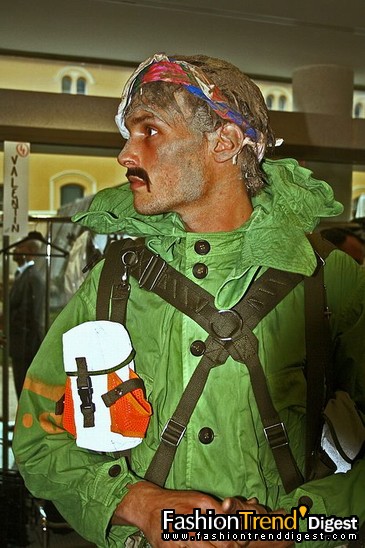 FTD-foto̽IJohn Galliano_ʿ