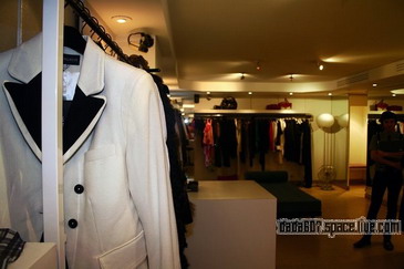 Shopping in Paris Maria Luisa