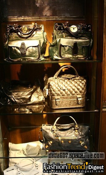 Shopping in ParisL'Eclaireur