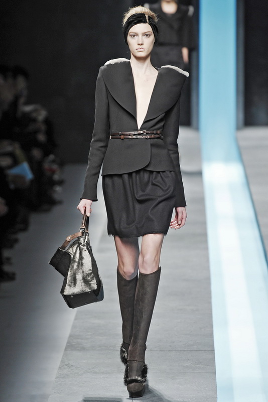 Fendi 09ﶬDƬ