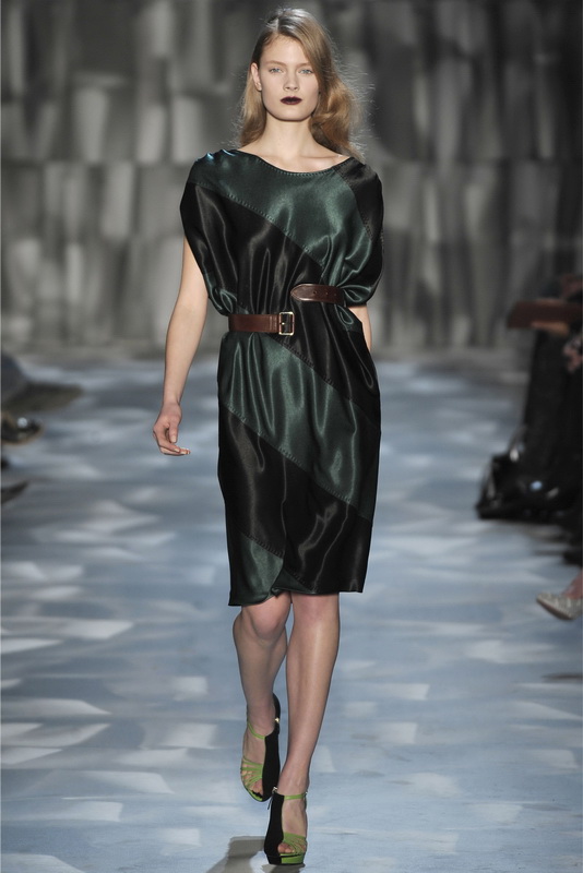 Moschino - Cheap & Chic 09ﶬDƬ