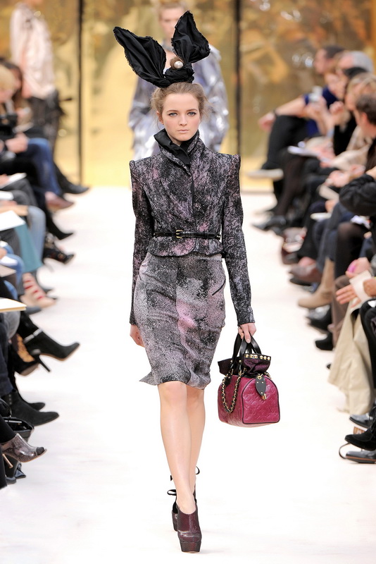 Louis Vuitton 09ﶬDƬ
