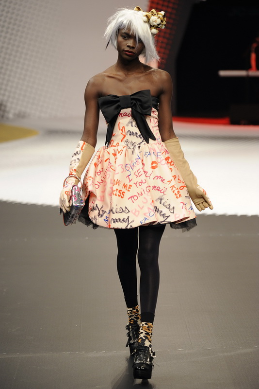 Jean Charles de Castelbajac 09ﶬDƬ