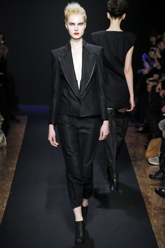 Costume National 09ﶬDƬ