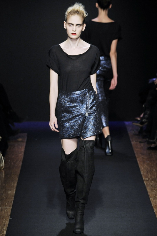 Costume National 09ﶬDƬ
