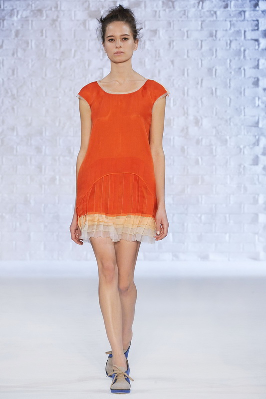 Philosophy Di Alberta Ferretti 10春夏