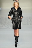 Blumarine 10ﶬ