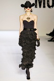 Moschino 10ﶬ