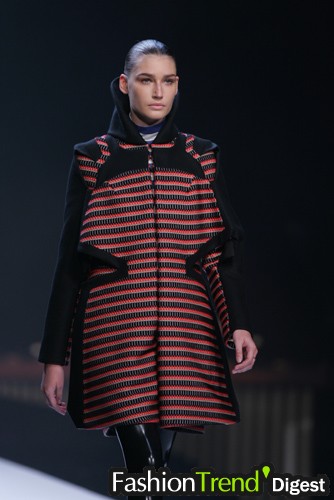 Hussein Chalayan 07ﶬDƬ