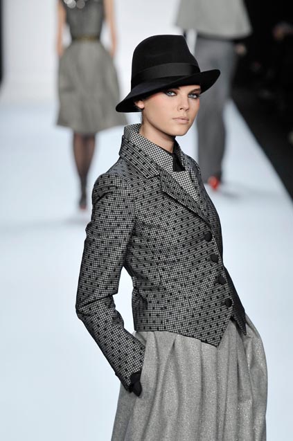 Bill Blass 08ﶬDƬ