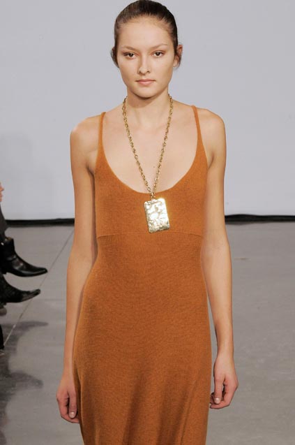 Halston 08ﶬDƬ
