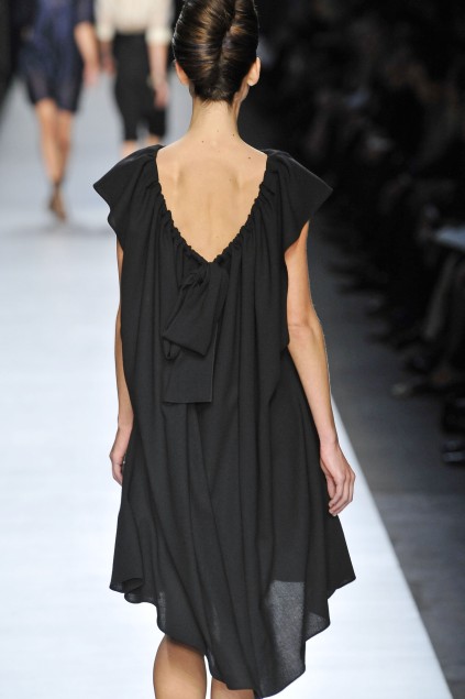 Yves Saint Laurent 09ĸDƬ