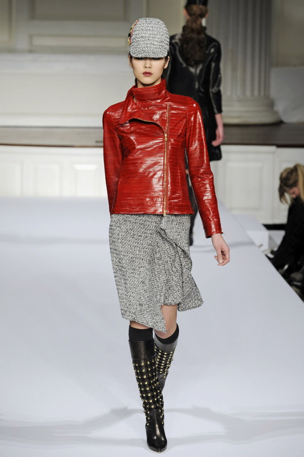 Oscar de la Renta 09ﶬDƬ